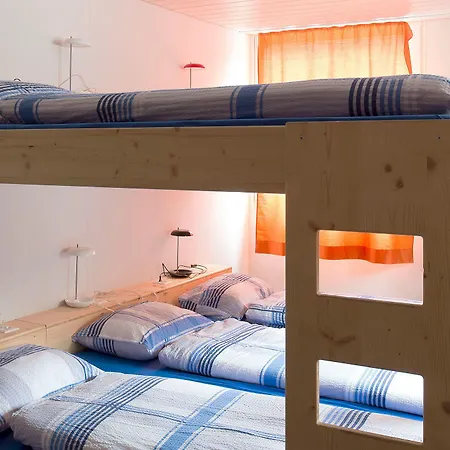 Hostel Mountain Backpackercamp Lenk