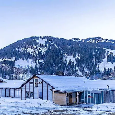 Mountain Backpackercamp * Lenk im Simmental