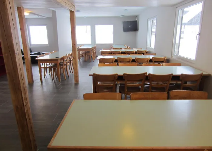 Auberge de jeunesse Mountain Backpackercamp Lenk im Simmental