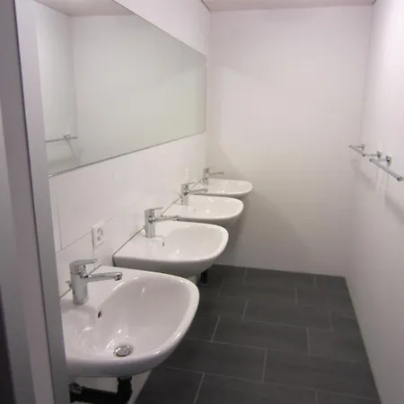 Mountain Backpackercamp Lenk