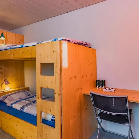 Hostel Mountain Backpackercamp Lenk