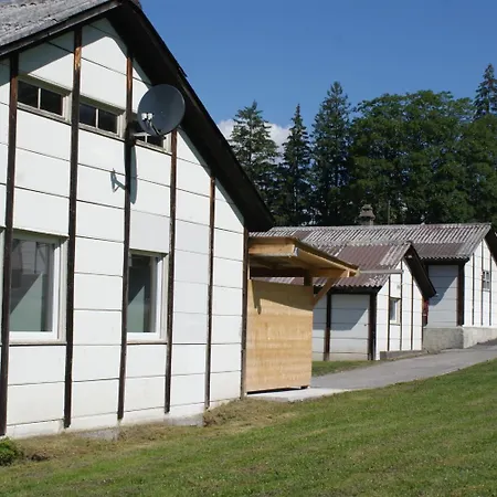 Mountain Backpackercamp * Lenk